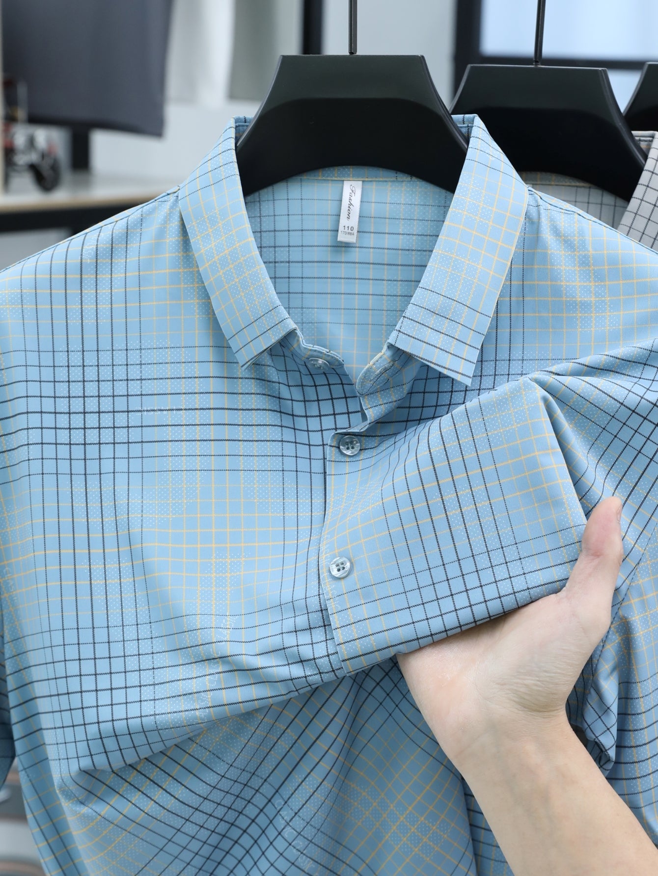 Jiskavi sky blue multi-tone plaid check stretch cotton full sleeve shirt — collar and fabric detail