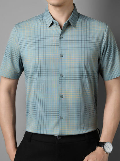 Jiskavi steel blue windowpane plaid slim fit half sleeve men's shirt — front view on model with black trousers